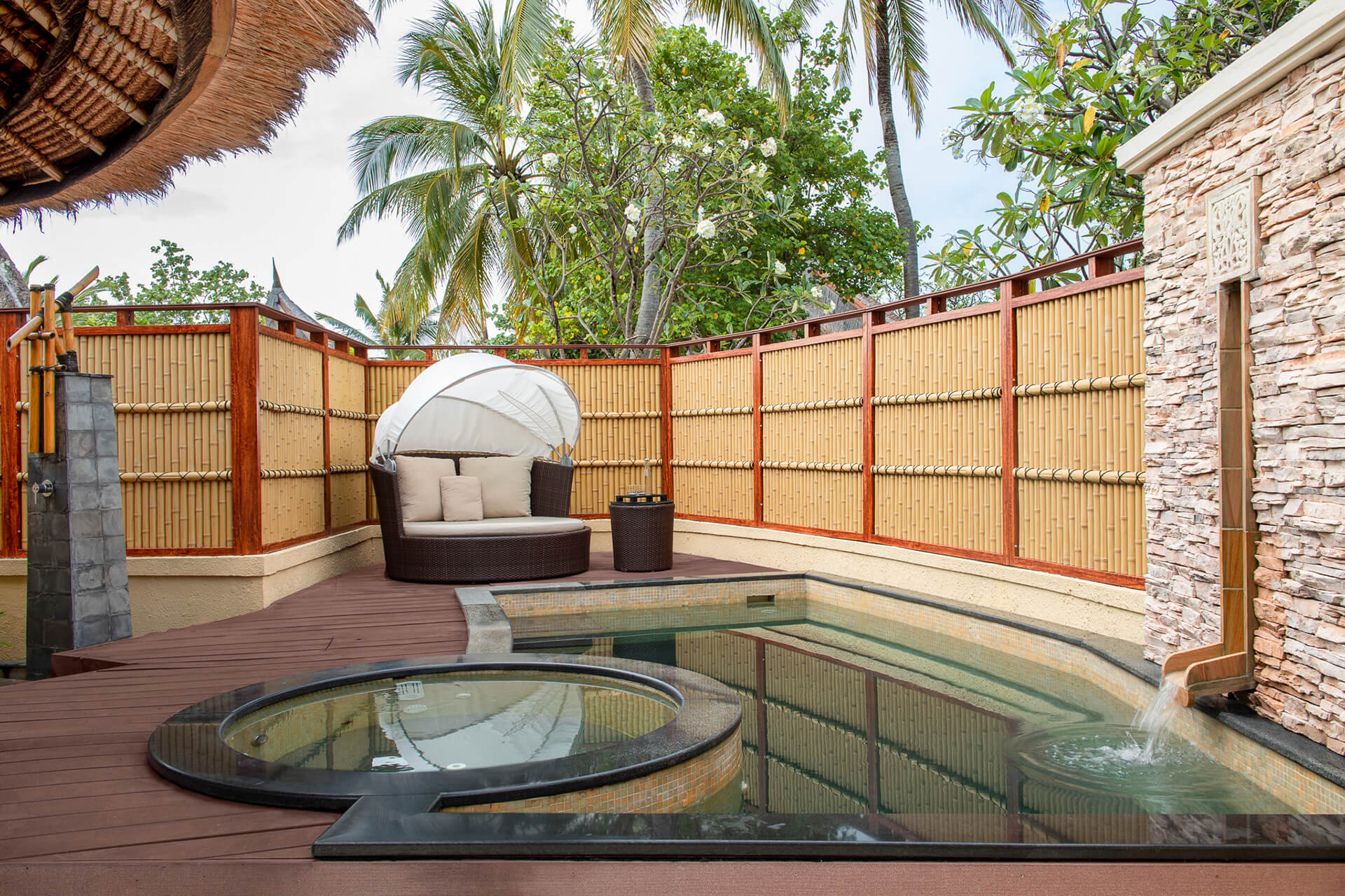 Accommodation at Banyan Tree Vabbinfaru