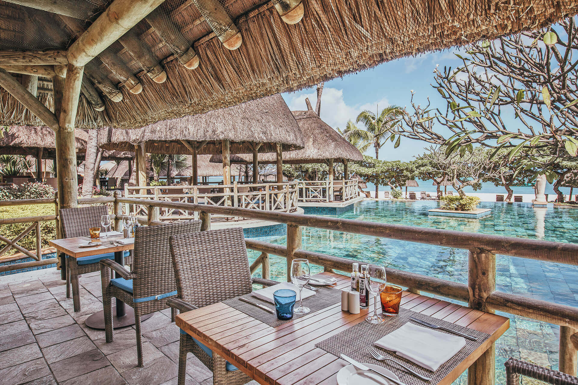 Restaurant at La Pirogue