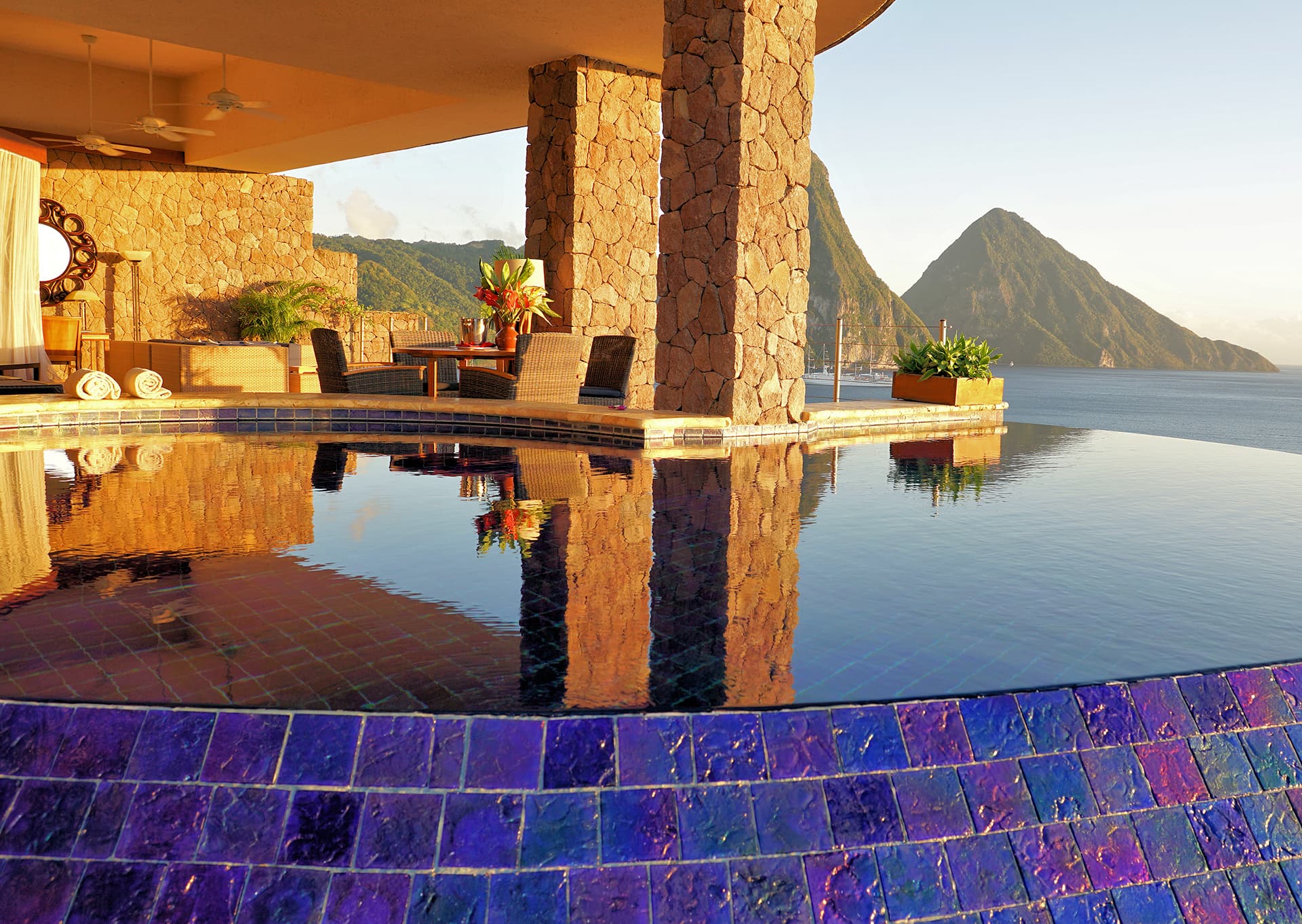 Accommodation at Jade Mountain