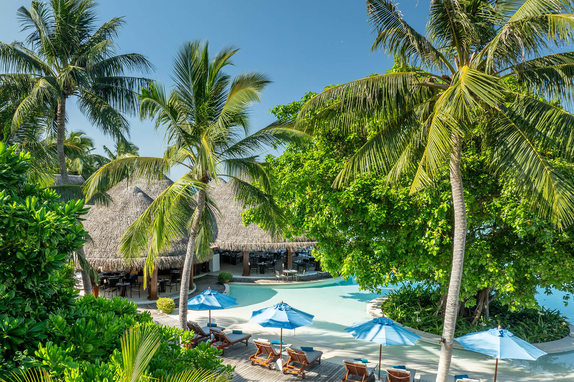 Dusit Thani Maldives